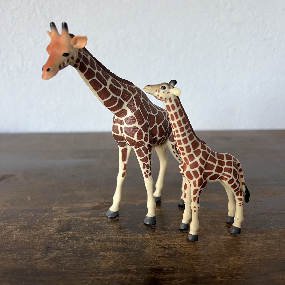 MOJO Toys Mother Giraffe And Calf Animal Figurines Lot Of 2 - Picture 2 of 5